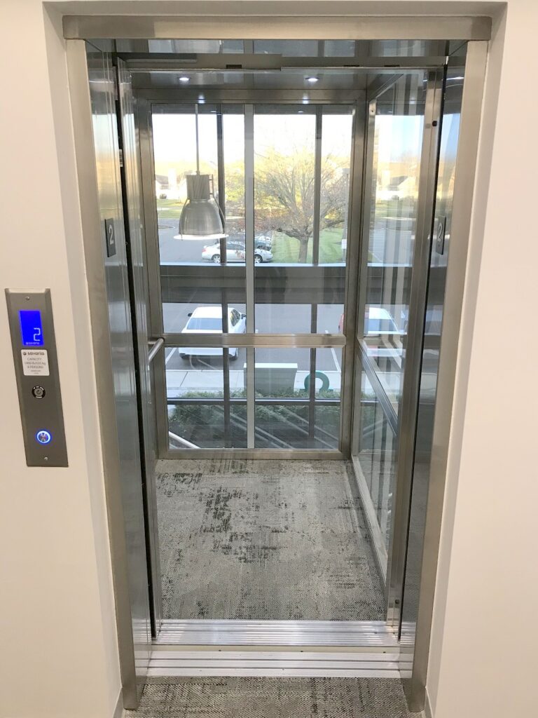 Commercial elevators sales & service in New York City and Bergen, Essex, Hudson, Hunterdon, Mercer, Middlesex, Monmouth, Morris, Passaic, Sussex, Union, and Warren Counties in New Jersey.